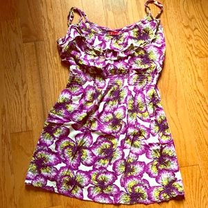 Super adorable floral dress